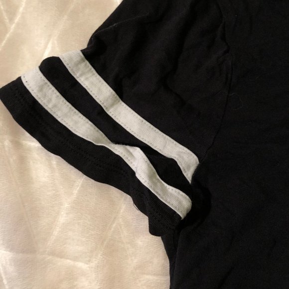 🏄3 for $15🏄 Black Tee With White Stripes - Picture 3 of 8